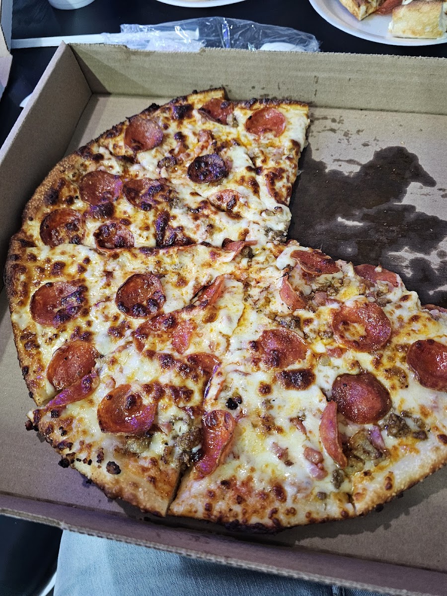 Kickin Pizza Photos 2